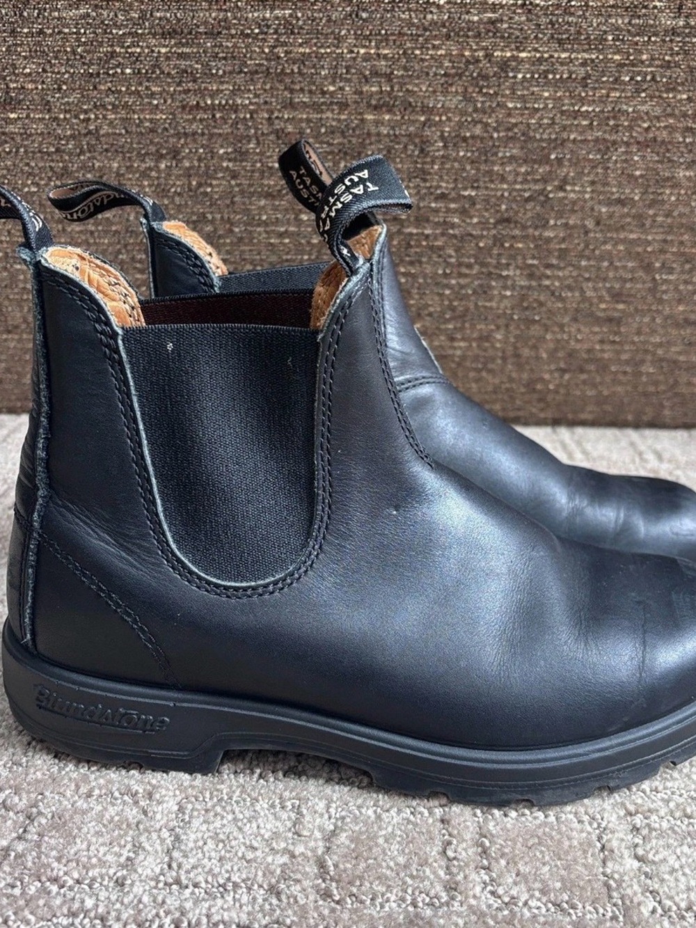 Blundstone Black Leather Chelsea Boots